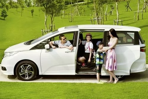 Car rental price list Saigon - Mui Ne